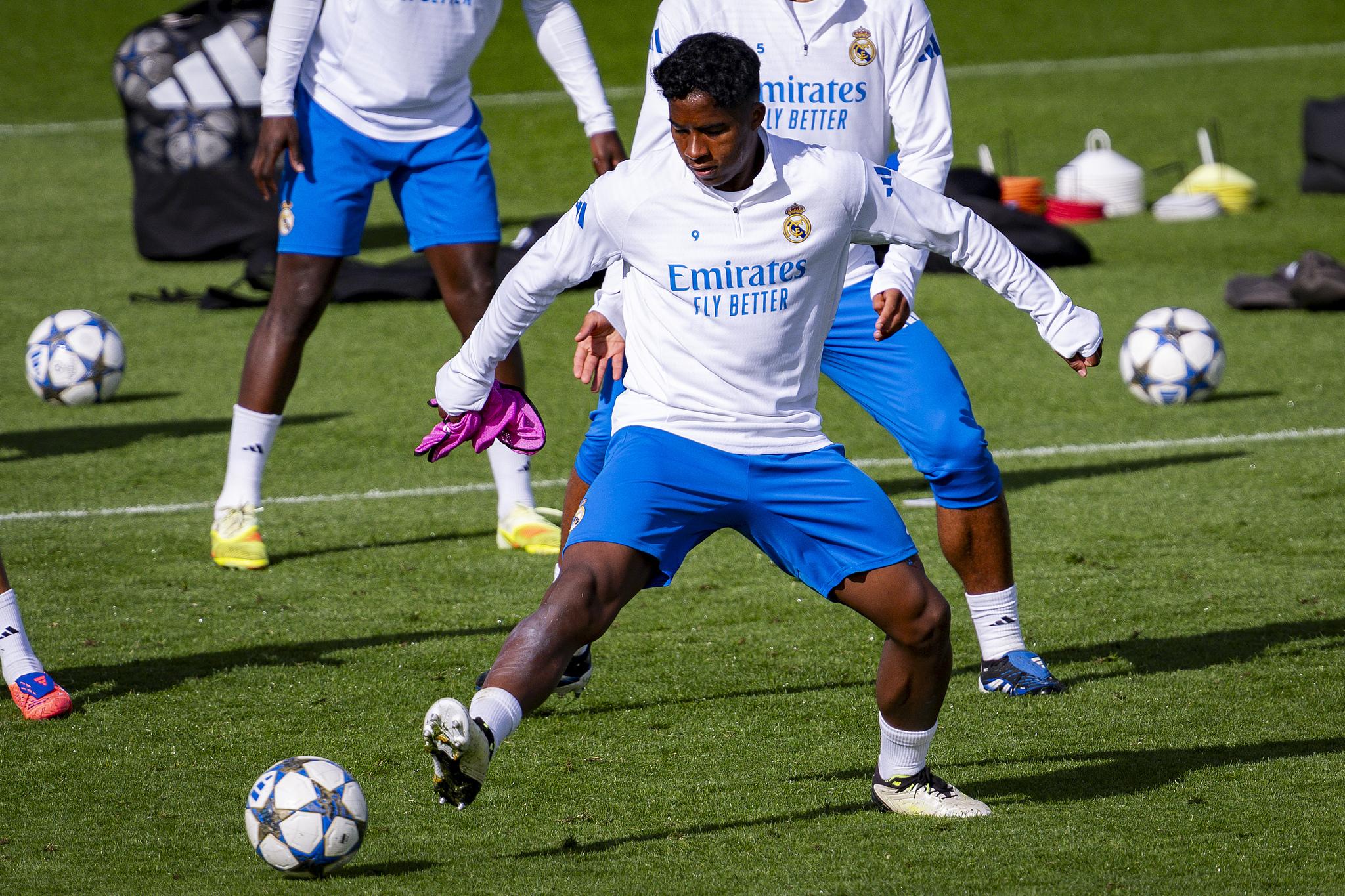 世界杯直播app官方下载入口-布雷斯特：在里昂，有针对恩德里克的计划吗？“不，没什么特别的”