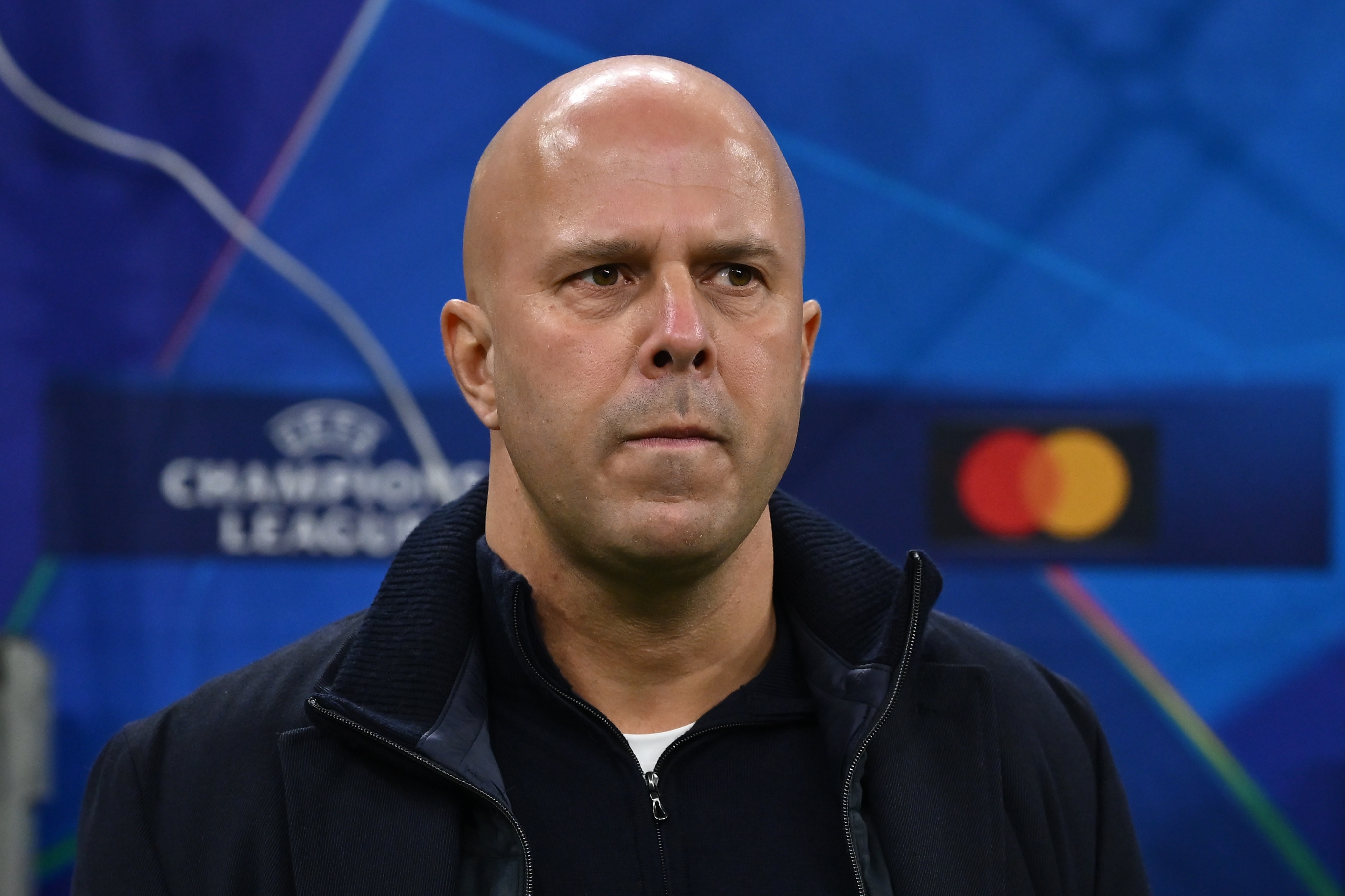 世界杯手机版安装-杰拉德：斯洛特不应再揪着对手低位防守的话题了，他应该解决问题