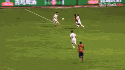 世界杯高清直播平台-【中超】周俊辰低射拉多尼奇世界波 青岛2比1沧州