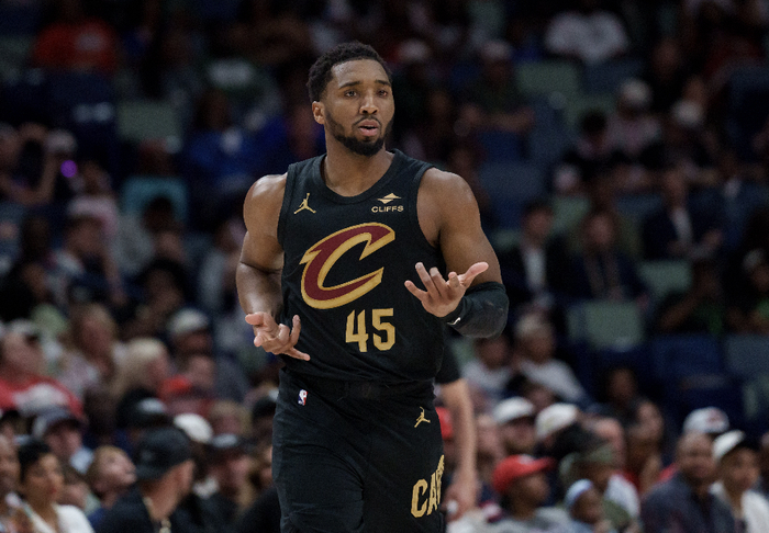 世界杯高清直播平台-骑士2将弊端尽显！莫布利拒投还影响空间，米切尔起伏太大了！|莫布利;贾斯廷-安德森|克利夫兰骑士队|多诺万-米切尔|埃文-莫布利|NBA常规赛_新浪体育_新浪新闻