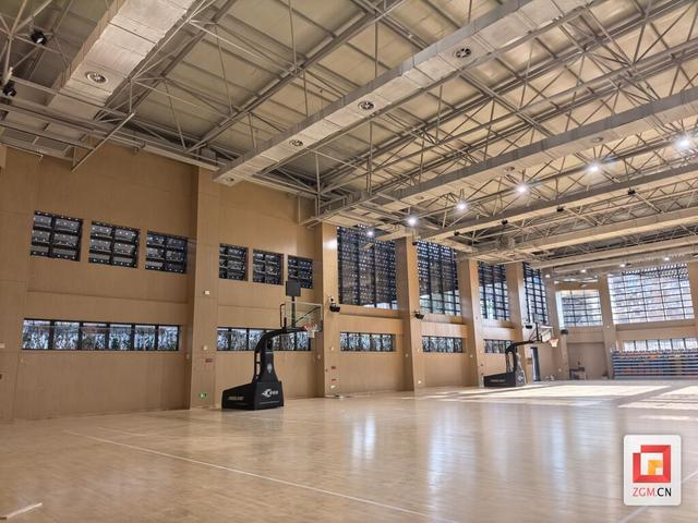 富顺篮球训练馆落成！四川蜀道远达女篮正式驻训|四川女篮|WCBA|体育|球队|周嘉_新浪新闻