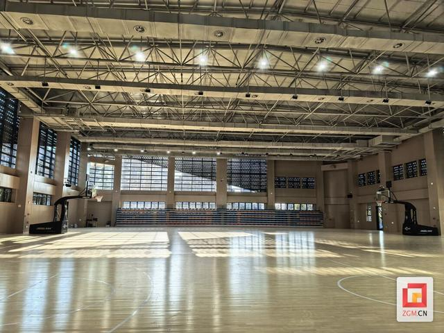 富顺篮球训练馆落成！四川蜀道远达女篮正式驻训|四川女篮|WCBA|体育|球队|周嘉_新浪新闻